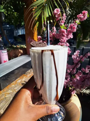 Oreo Milkshake